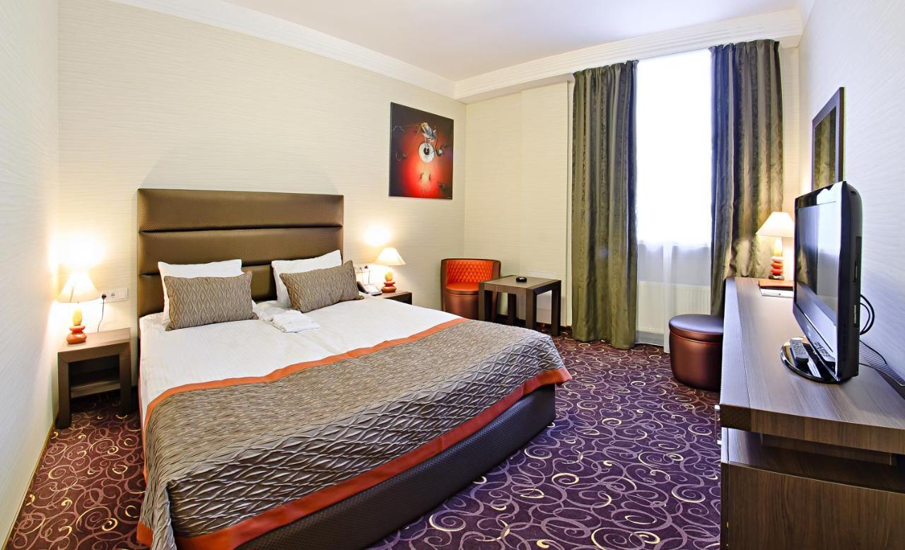 Alfavito Kyiv Hotel Zewnętrze zdjęcie